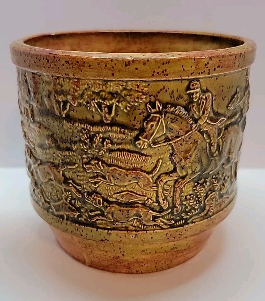 Heirloom Mold Pottery Vase Elk Hunt Vintage