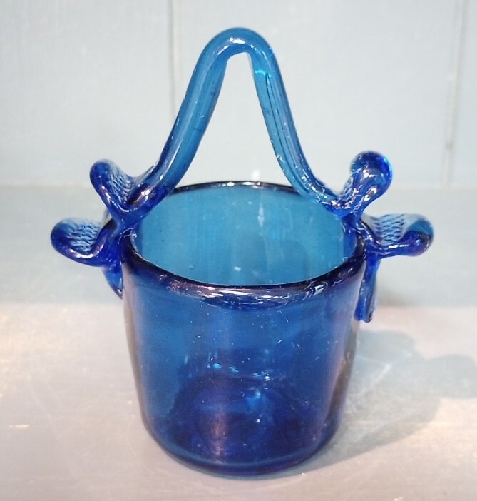 Small Handcrafted Blown Glass Cobalt Blue Basket Handle Pontil Mark Vintage