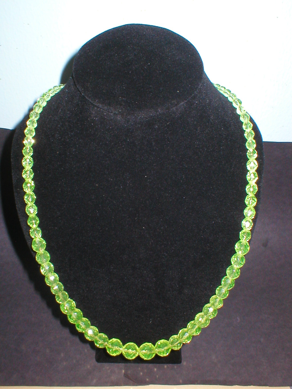 Yellow Vaseline Round Facet Glass 14 kt. gold filled Necklace Signed MH