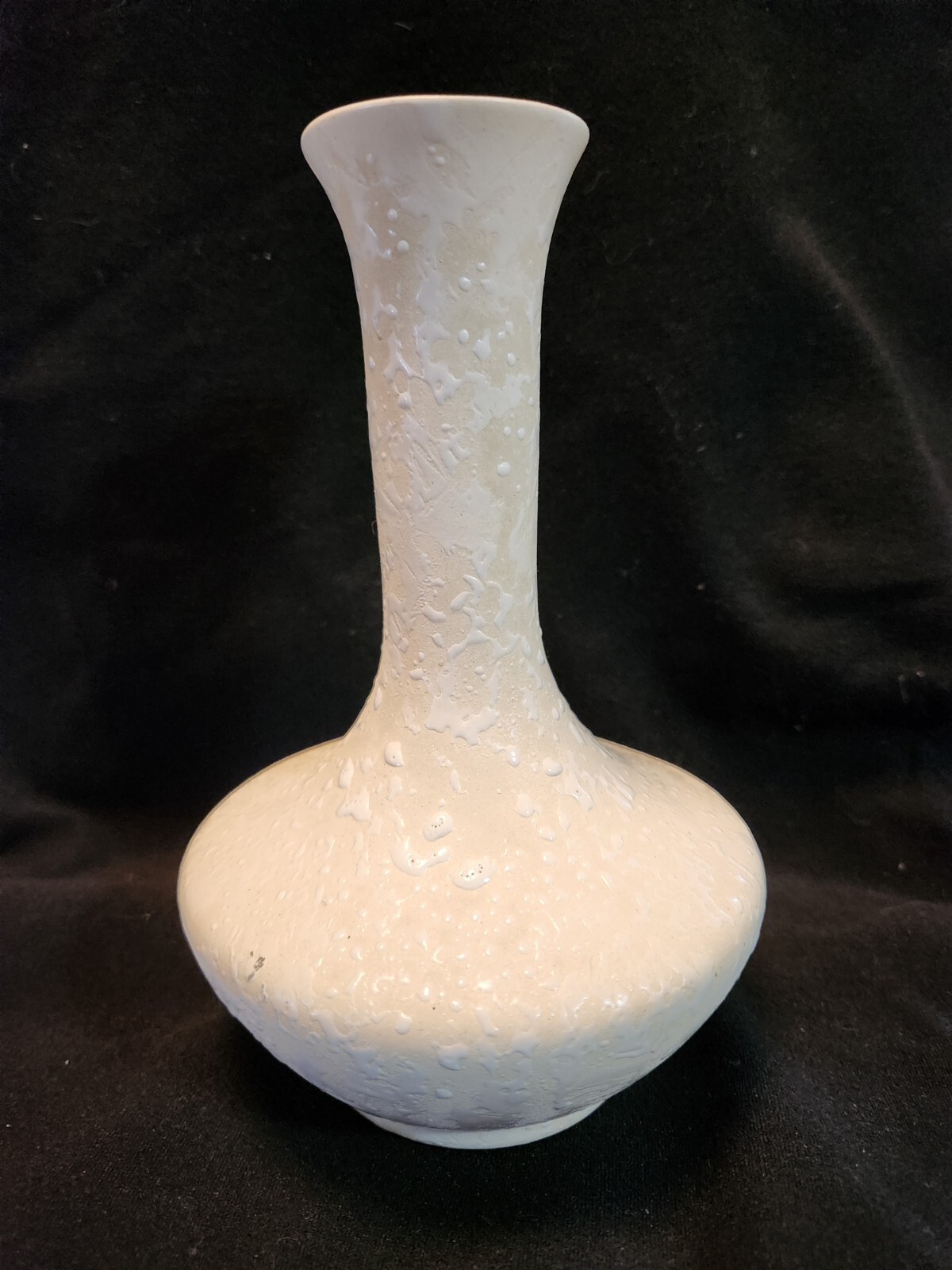 Vintage Speckled Vase MCM Textured Beige / White – 6 1/2 inches