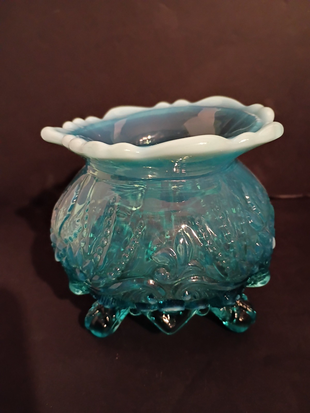 Sowerby Lt Blue Opalescent Piasa Bird Rose Glass 4.5″ Tall 4″ Dia Bowl No Damage