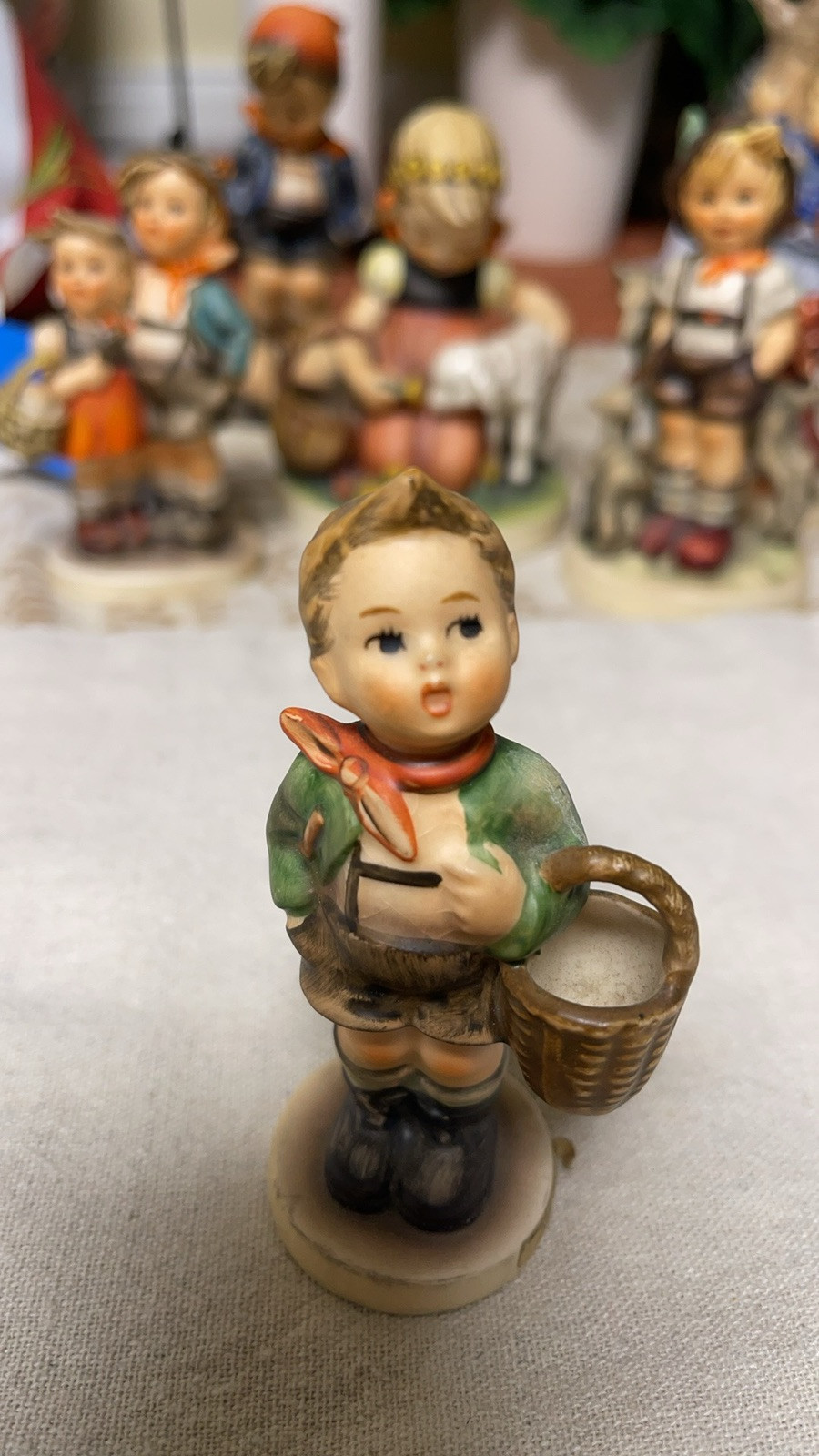 Hummel Figure 51/0 Dorfbub 6 5/16in 1 Choice Good Condition Boy With Basket
