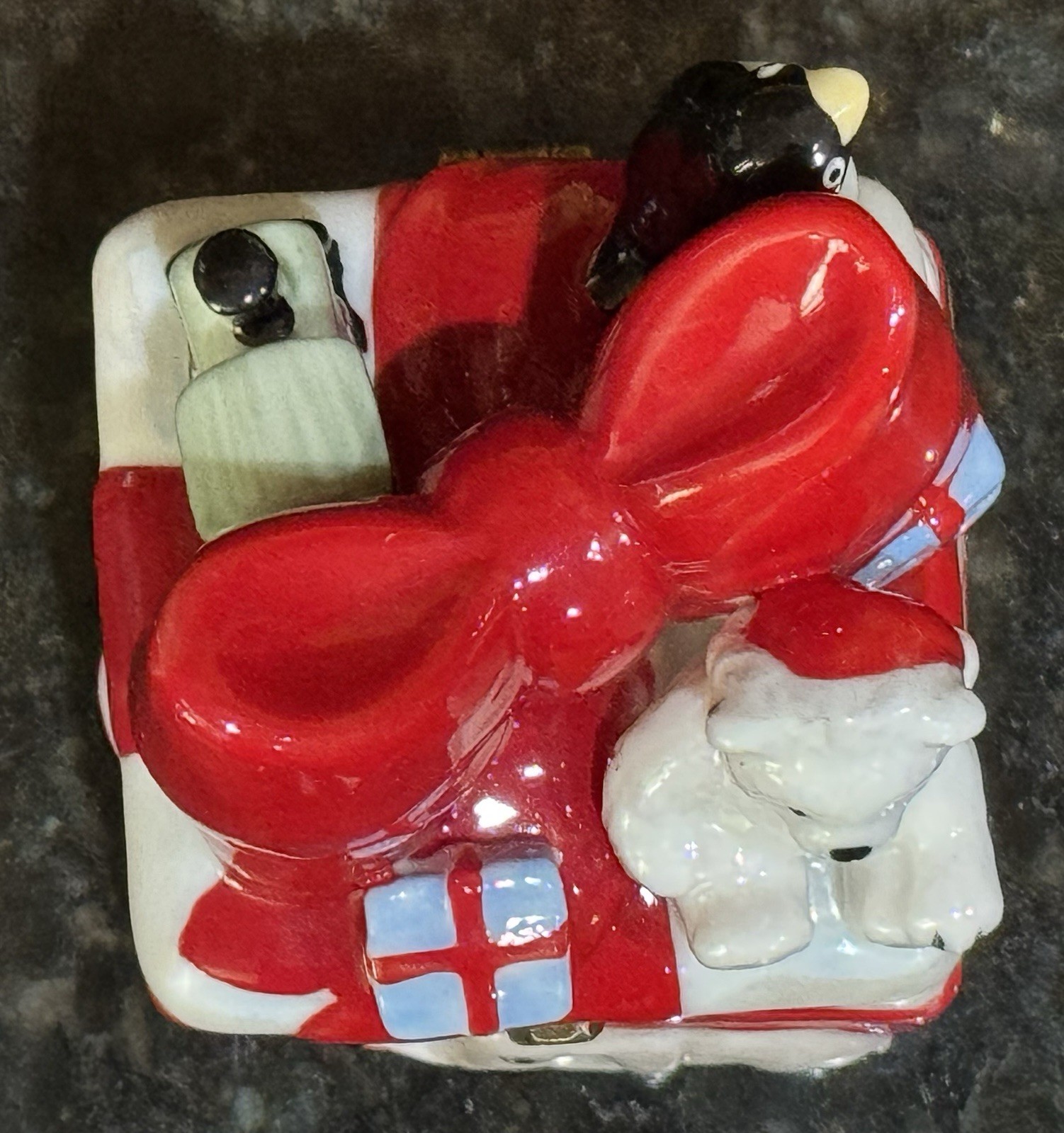 Villeroy & Boch Porcelain Hinged Trinket Jewelry Box Merry Xmas Animals & Toys