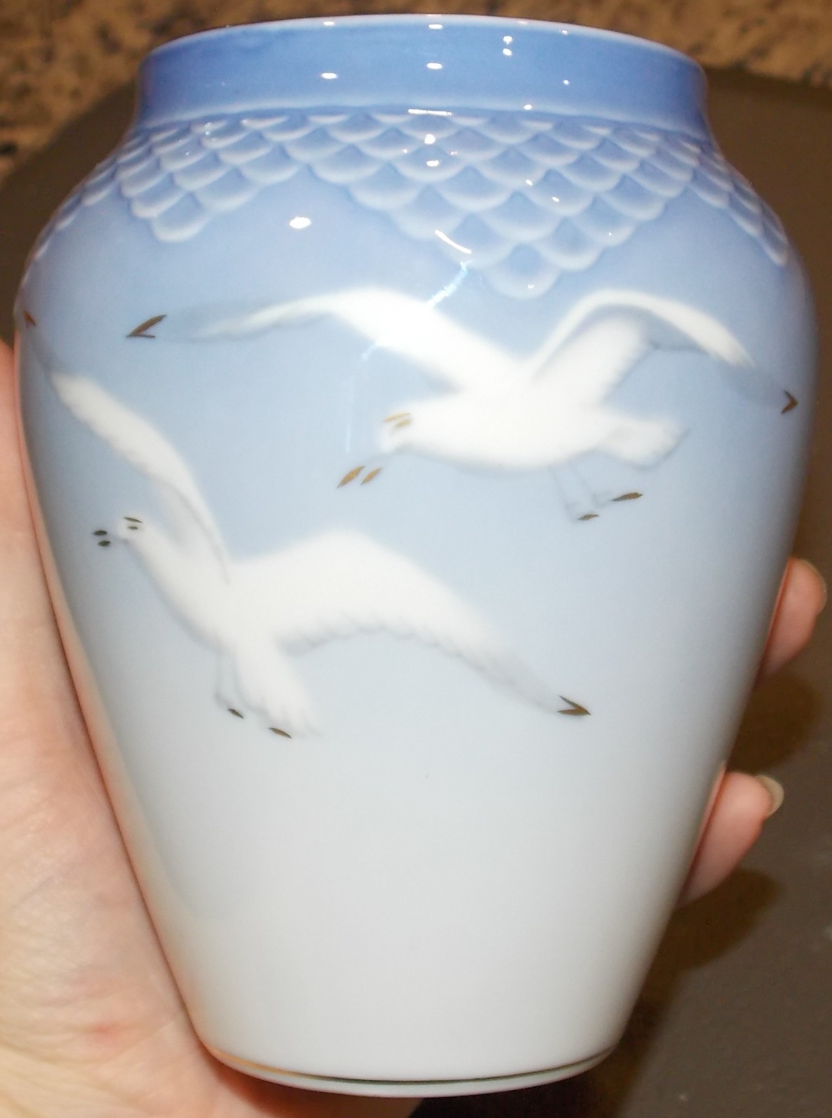 Bing Grondahl Seagulls Copenhagen Denmark Danbury Mint Vase 5” B & G 3310/681.1