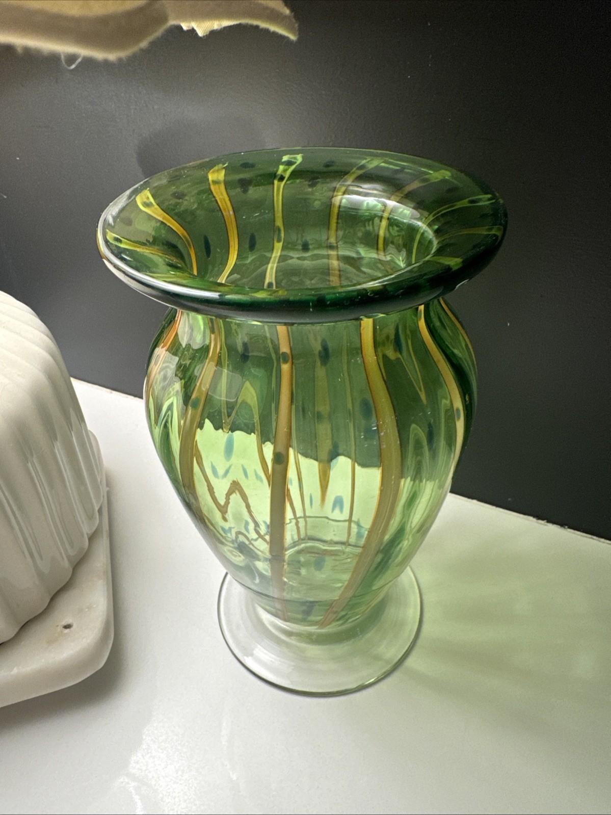 Sweet Murano Hand Blown Art Glass 7.5″ Green Ribbed Vase w Gold Strips Blue Dots