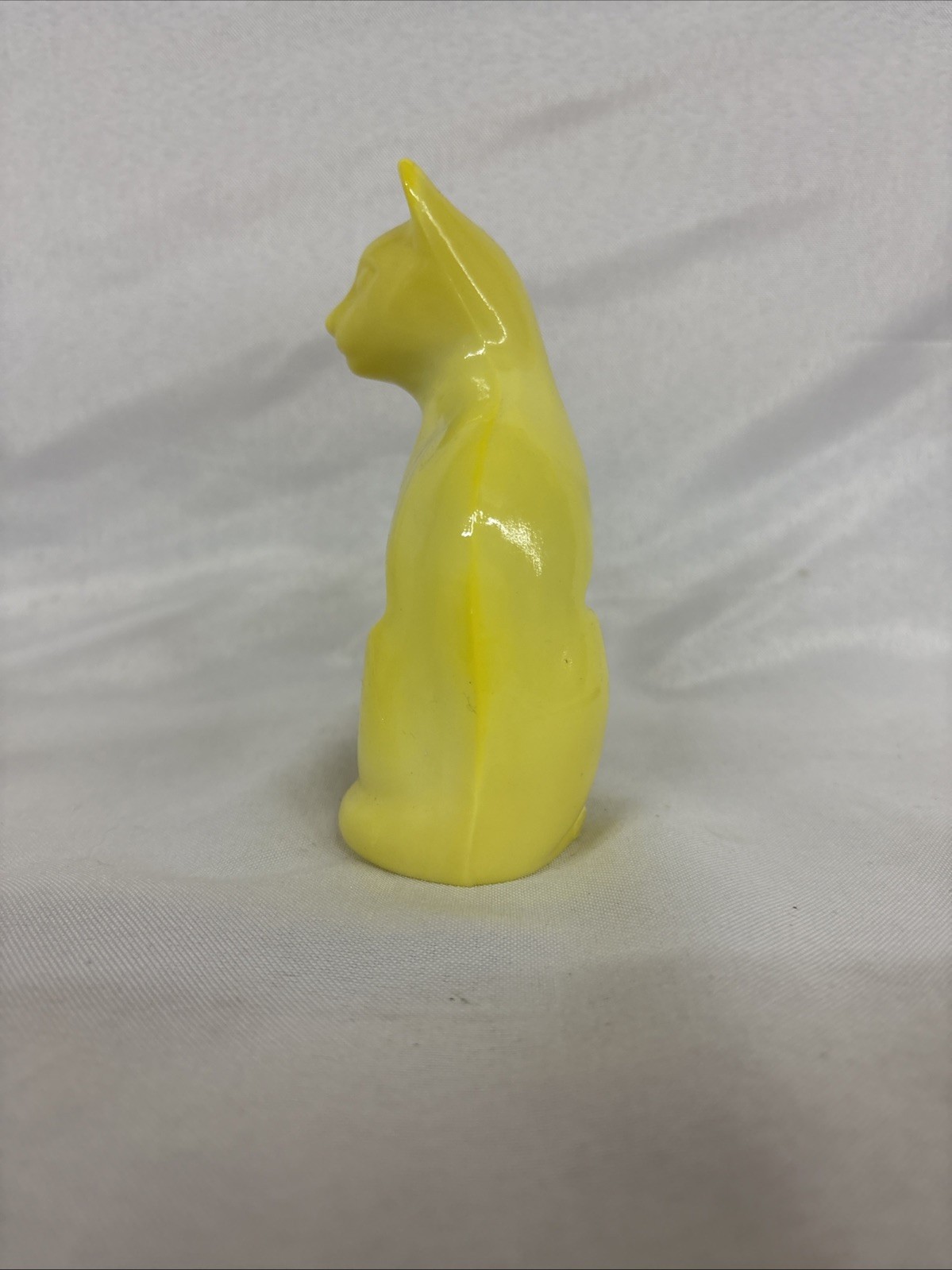 Fenton By Mosser Dandelion Sitting Cat Original (Glows)