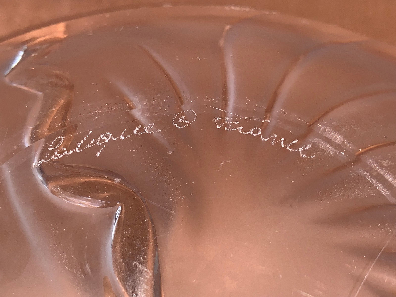 Lalique France “Nancy Cendrier” Frosted Satin Glass Ash Tray Ex Condition