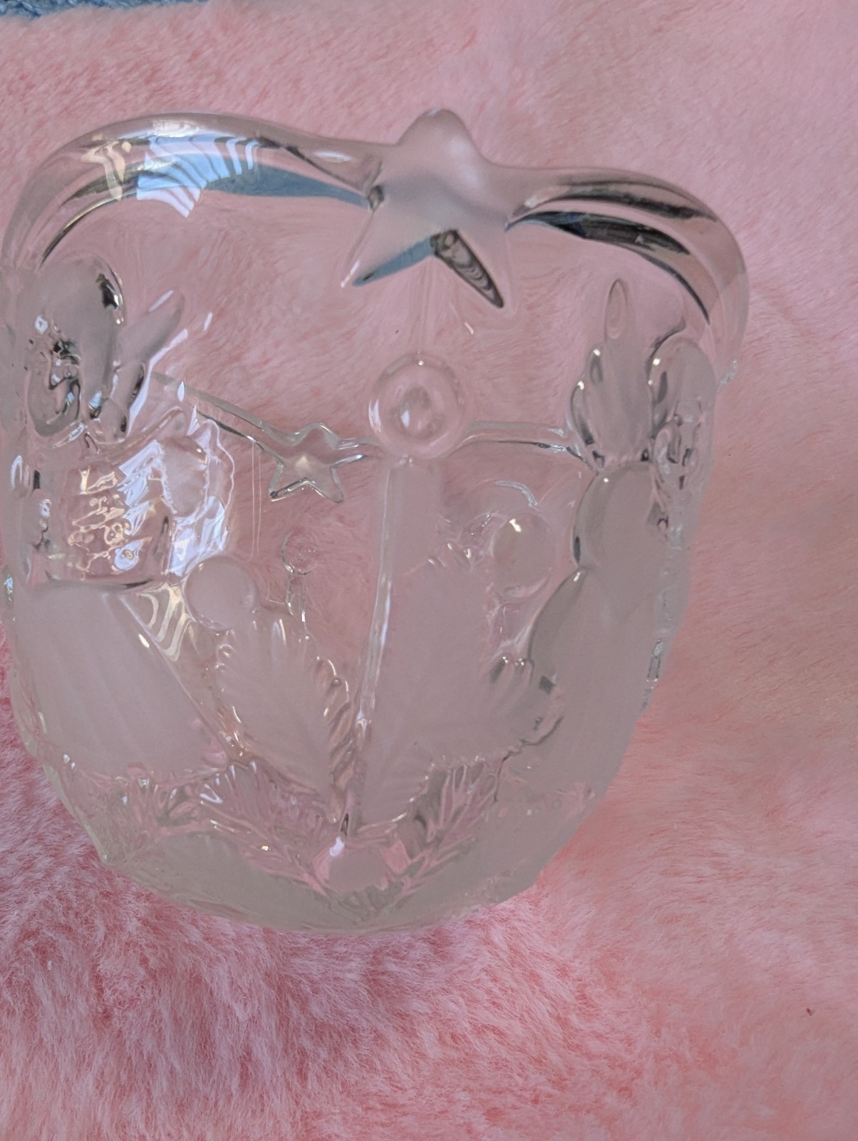 Vintage – 3″ Mikasa “Holiday Lights” Candle Holder, Angels Frosted Clear Glass