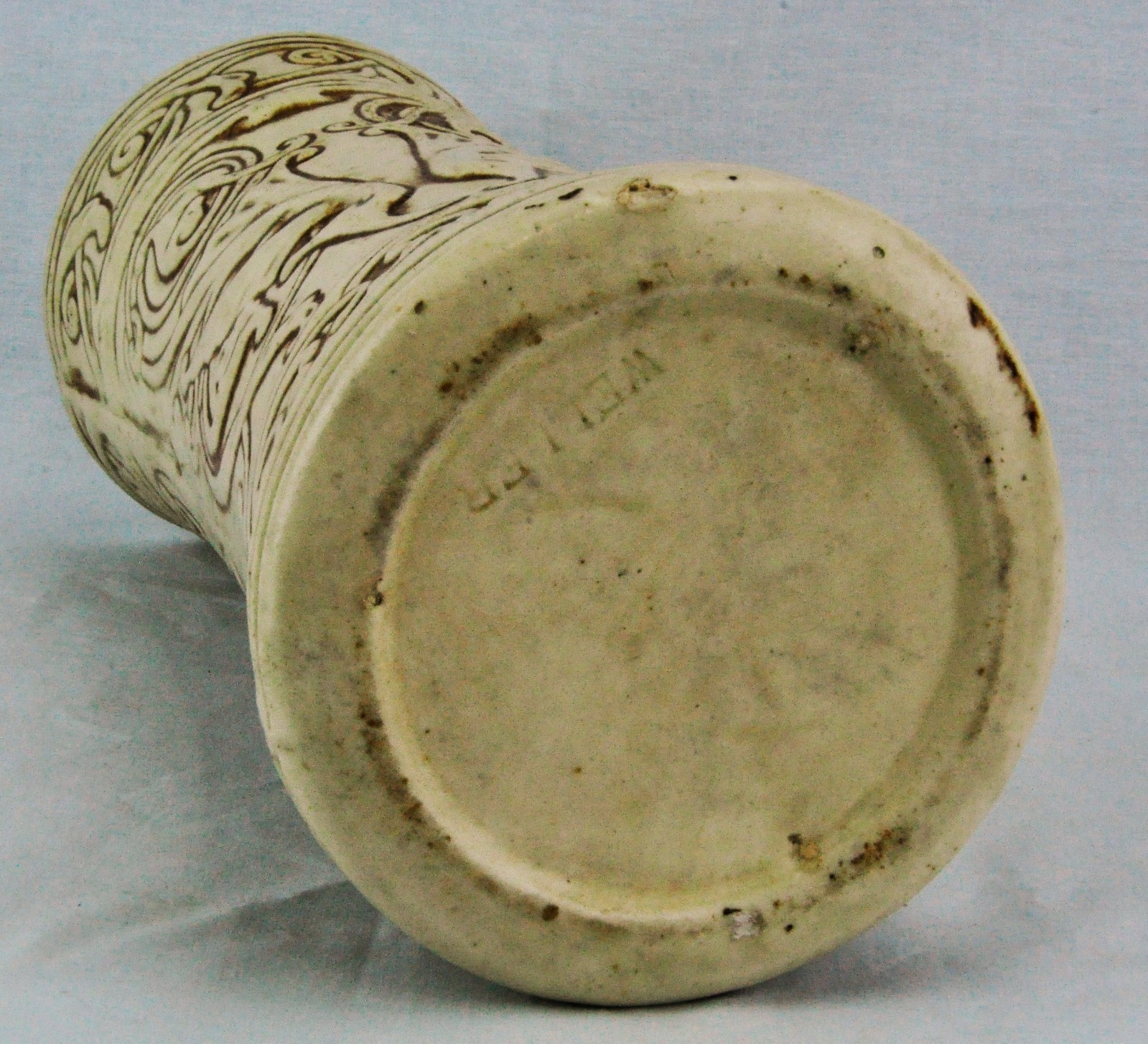 Weller “Clinton Ivory” Vase 10″ tall, Circa 1914 (BI#MK/180924)