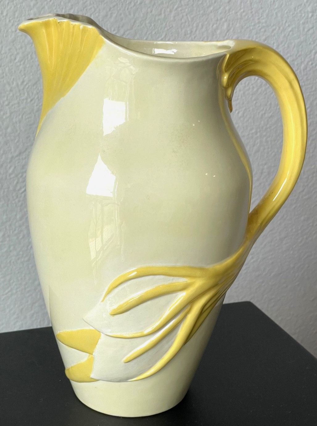 Vintage Calia Lily Ceramic Vase / Pitcher Mold 9″ Hand Painted Yellow & Cream
