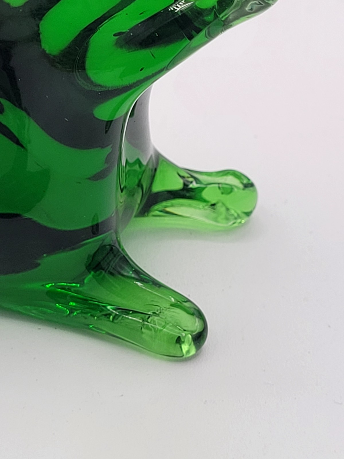 Kanawha Emerald Green Art Glass Rabbit Hand Blown Figurine 4.5″ X 2.5 Mint