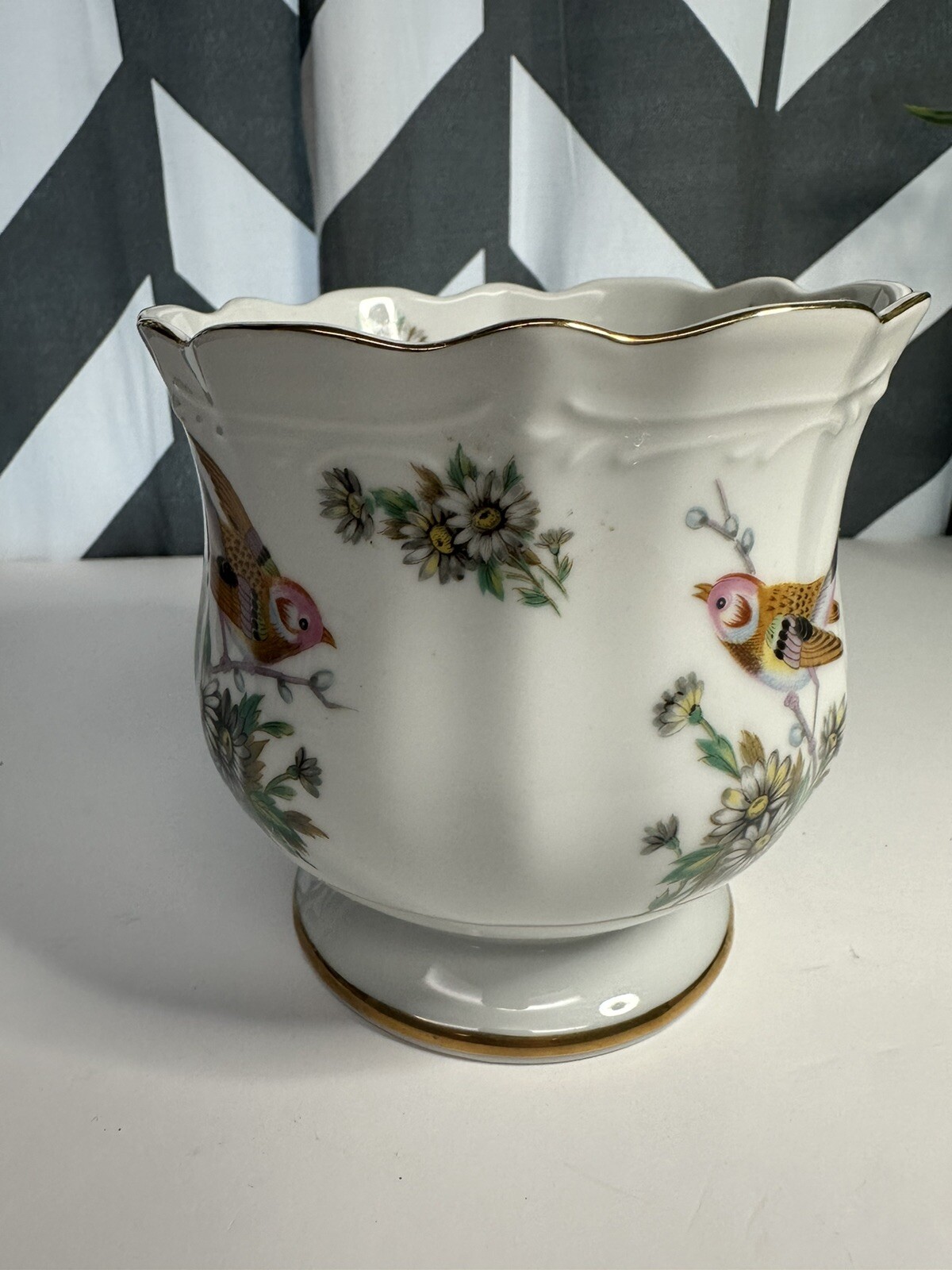 Lenwile Ardalt Hand Painted White Porcelain Vase Or Planter Made In Japan 7177.