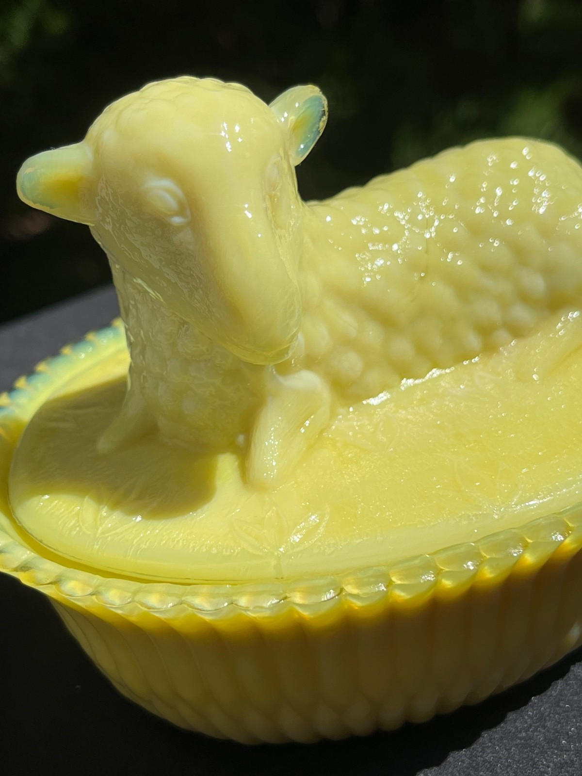 Vintage Degenhart Custard Glass Lamb on Nest Dish Glows Peachy Pink UV Light