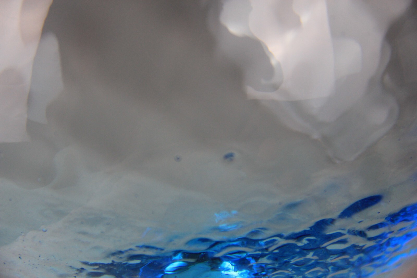 Mid Century Modern Italian Empoli Blue Optic Art Glass Vase