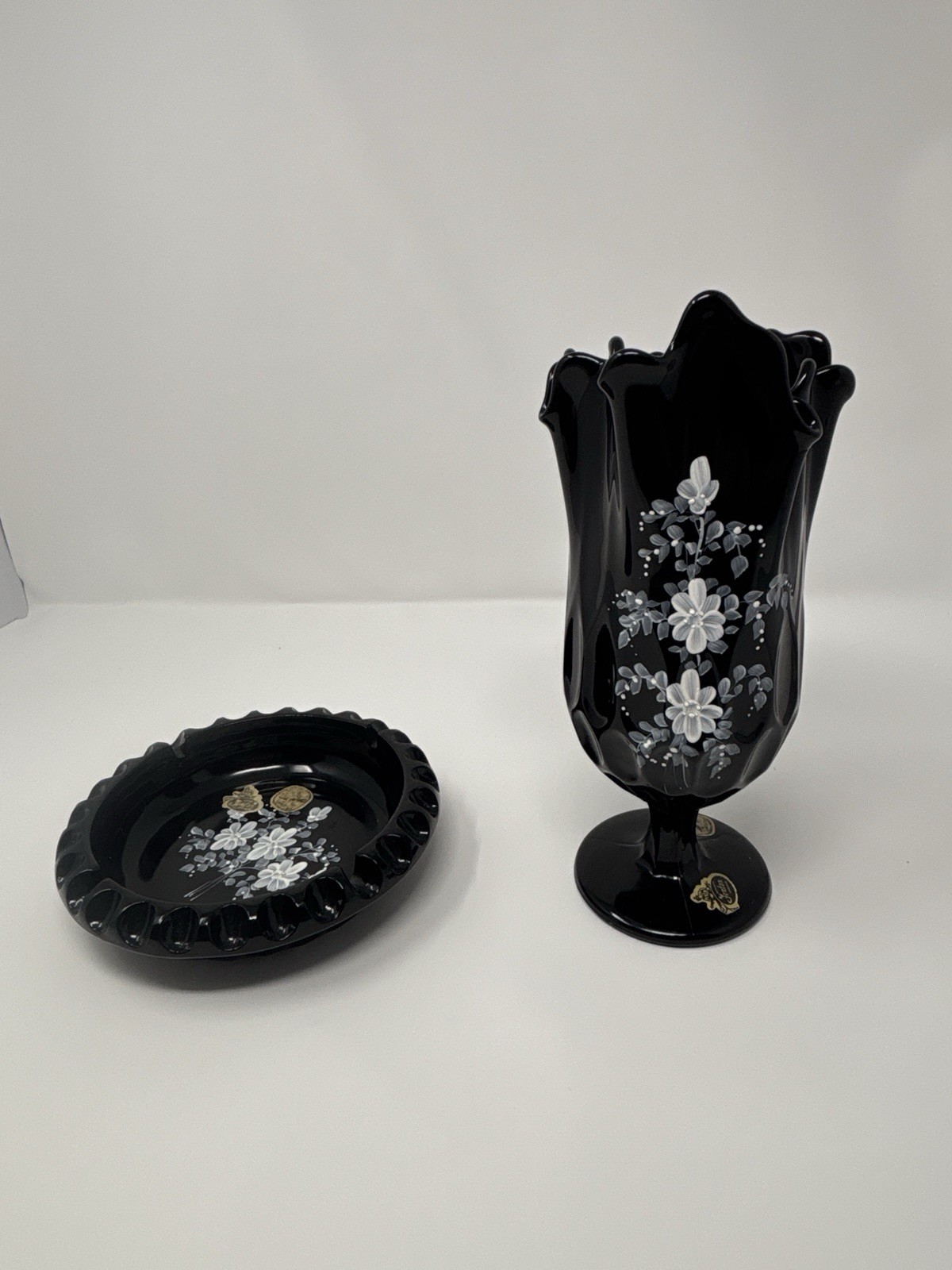 Fenton Black Ebony Handkerchief Vase And Ruffled Dish Matching Set Signed
