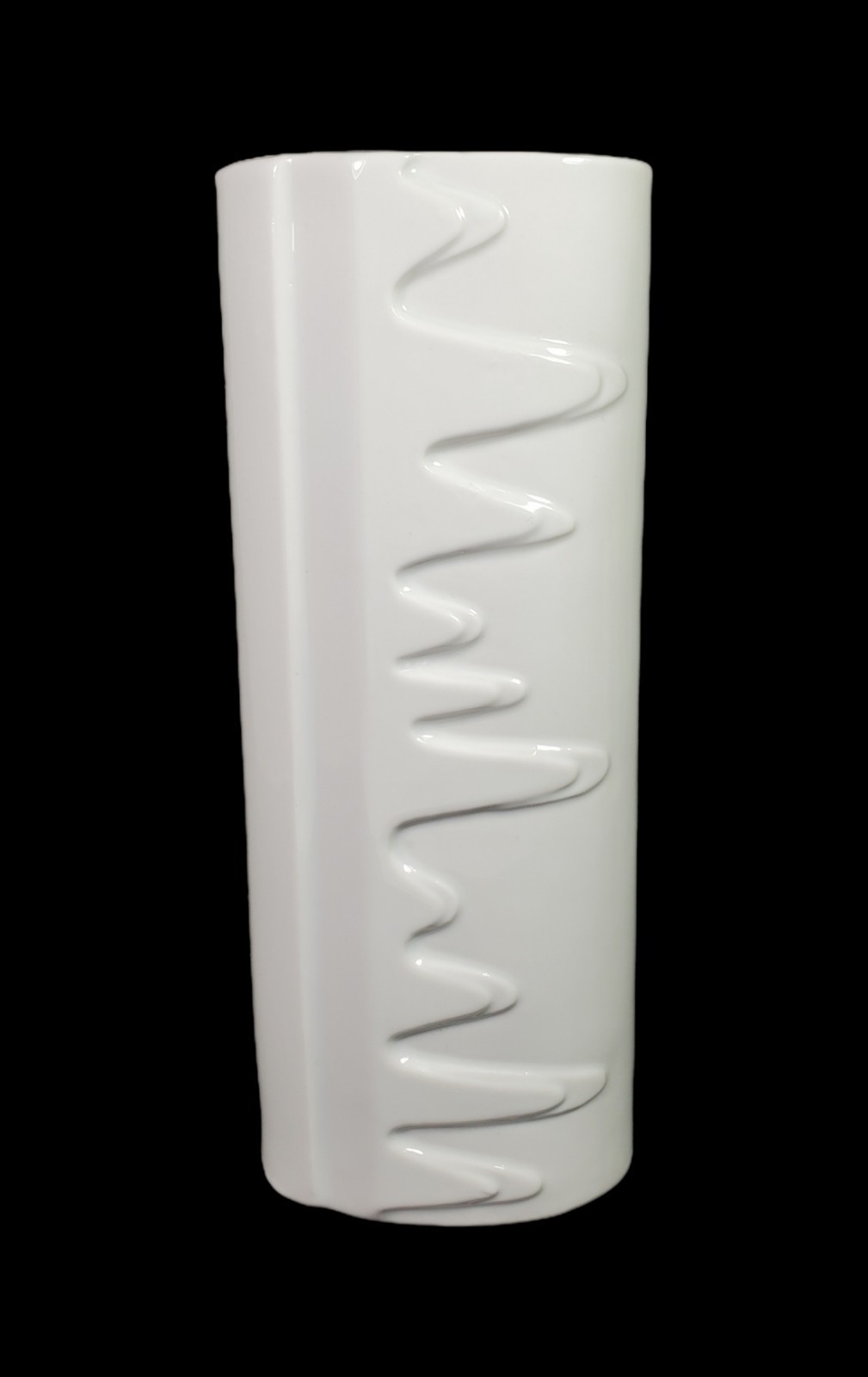 Vtg Naaman Artline MCM Oval Drip Effect White Glossy Porcelain Vase Israel Made