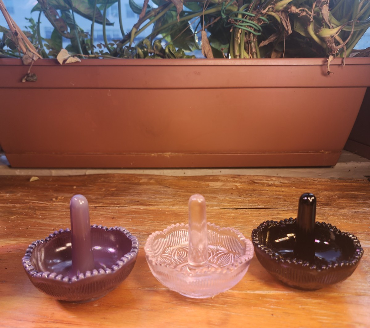 Ring Holders Mosser Jewelry Glass Scalloped Edged Ring Holders Set of Three