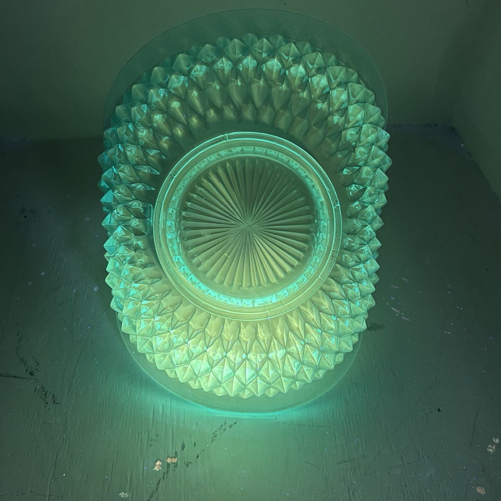Vintage Indiana Manganese Glass Large Tiara Blue Diamond Point Canterbury Basket