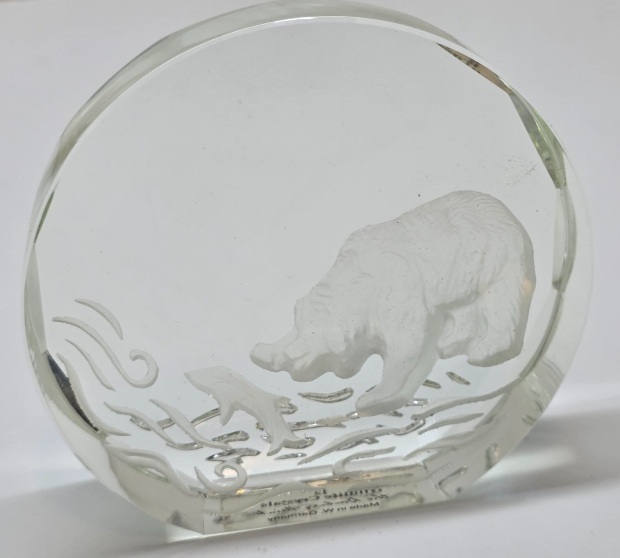 Danbury Mint Wildlife Crystal Paperweight Grizzly Bear Animal