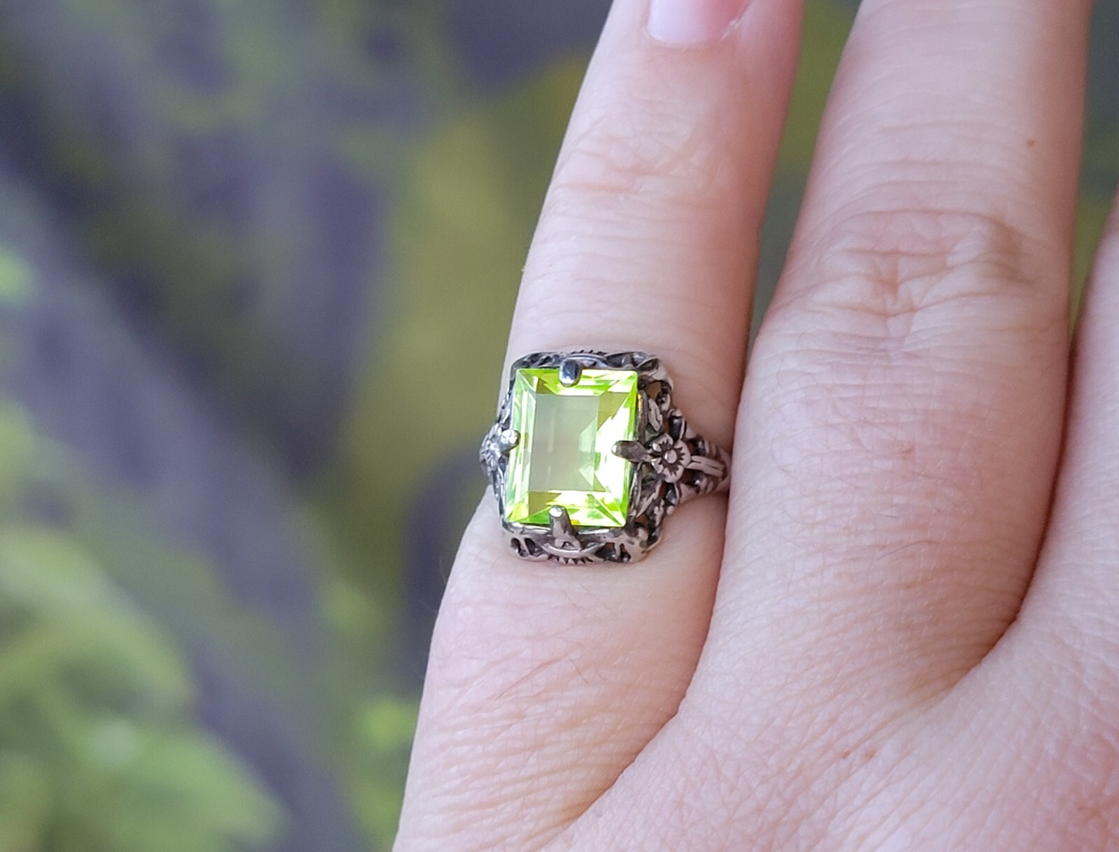 Sterling Vaseline Uranium Glass Ring Floral Art Deco Filigree 925 Silver
