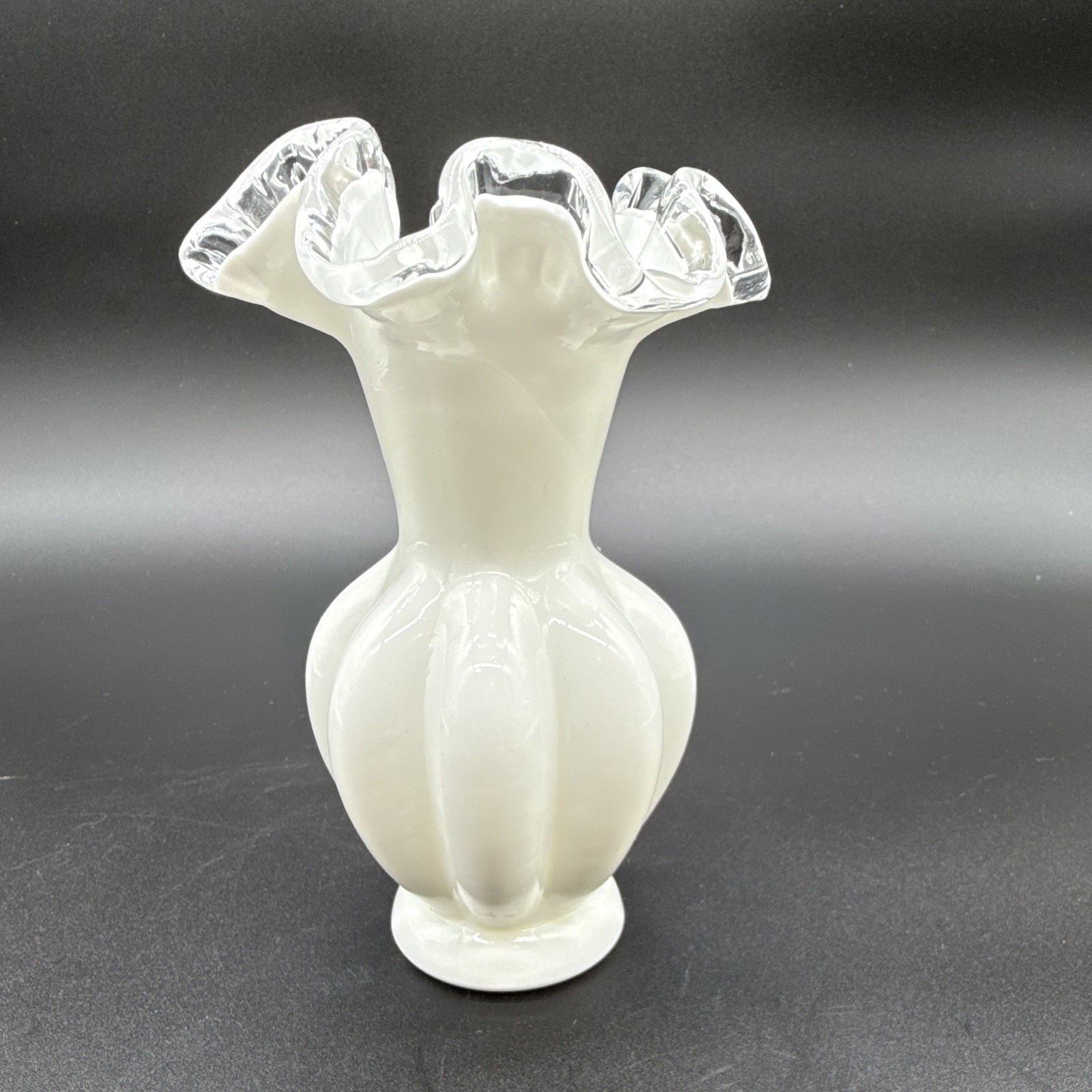White & Clear Glass Vase Ruffled Rim Decorative Art Glossy Finish 6″