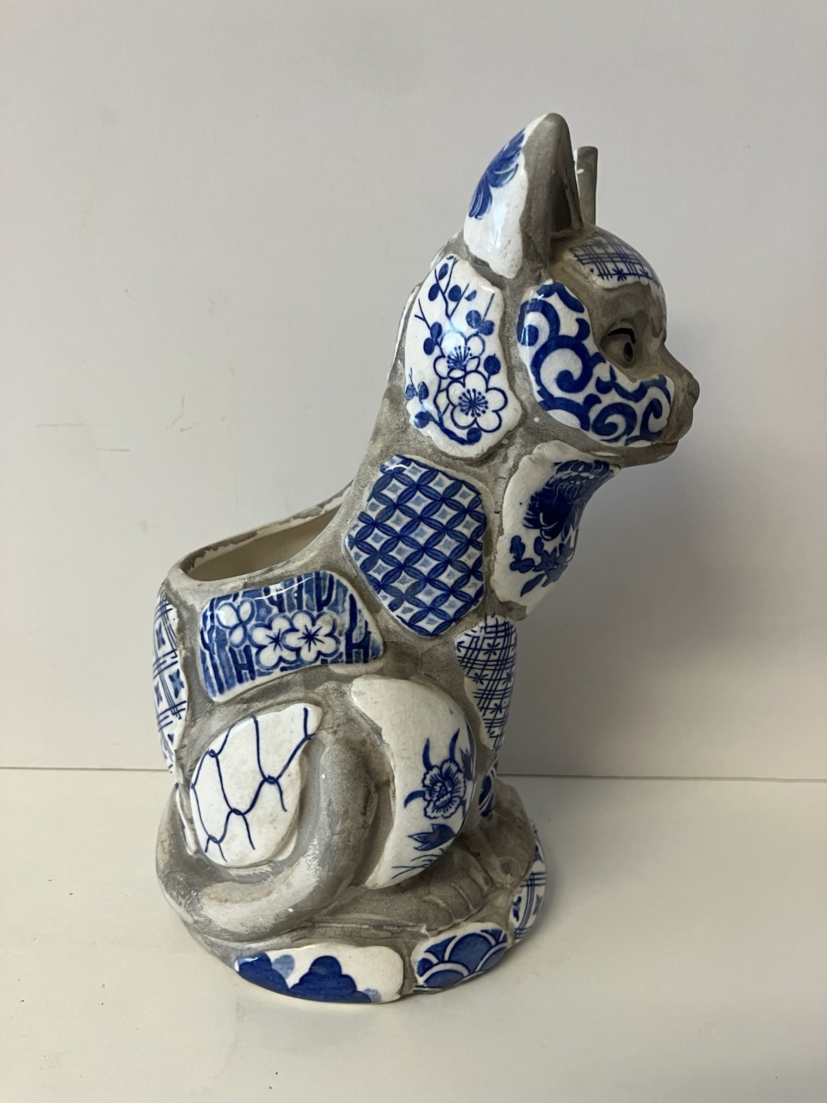 Vtg 1981 Nancy Lopez Pottery Patchwork Tile Cat Planter Blue & White Japan