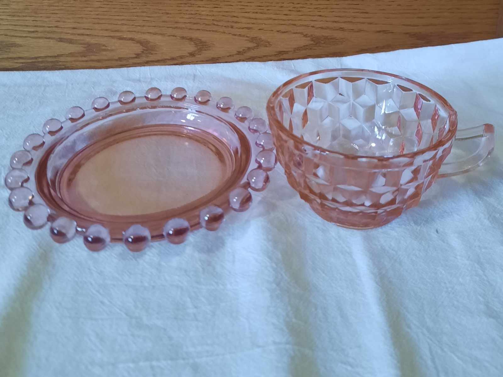 VINTAGE CANDLEWICK GLASS DISH/ASHTRAY and VINTAGE JEANETTE CUBIST GLASS CUP