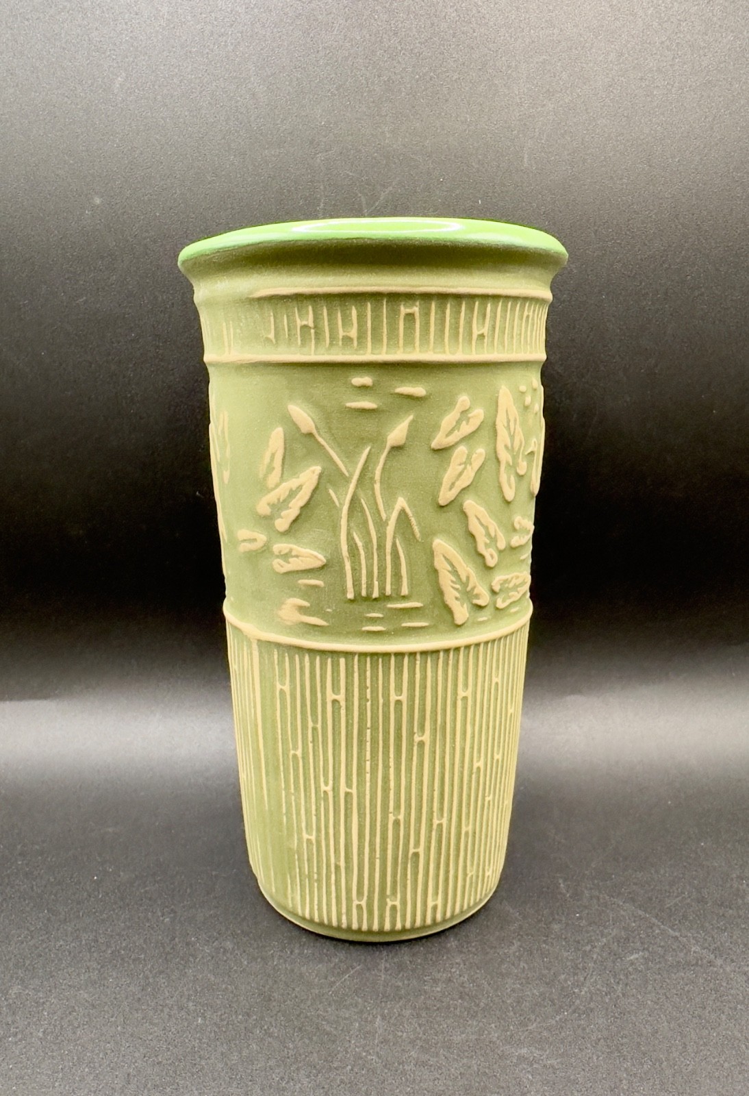 Red Wing Pottery Green Brushed Stoneware Vase Herons Vtg Collectors Society 2004