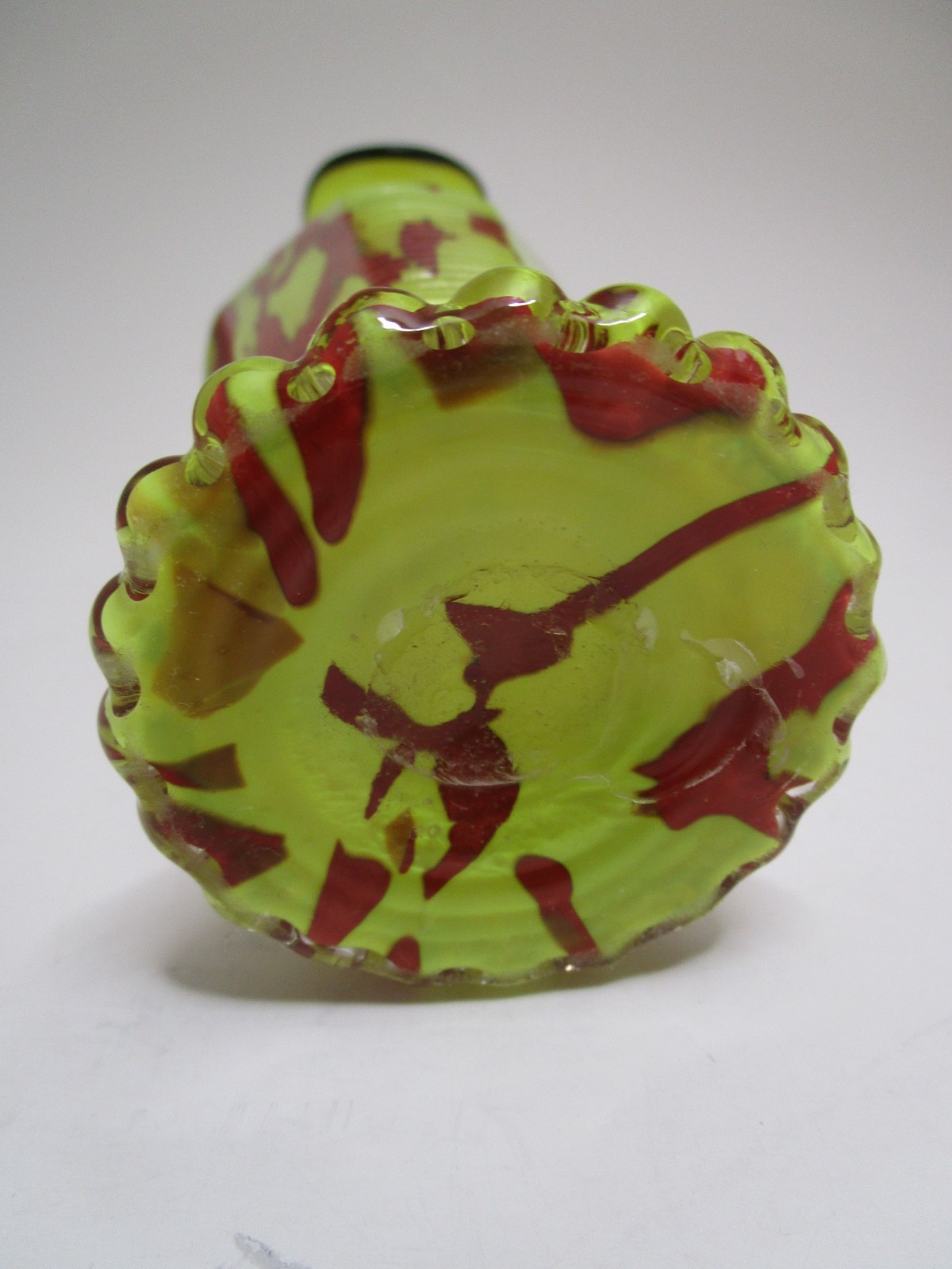 Antique Franz Welz Bohemian Czech Art Glass Ruffle Splatter Vase Cadmium UV Glow