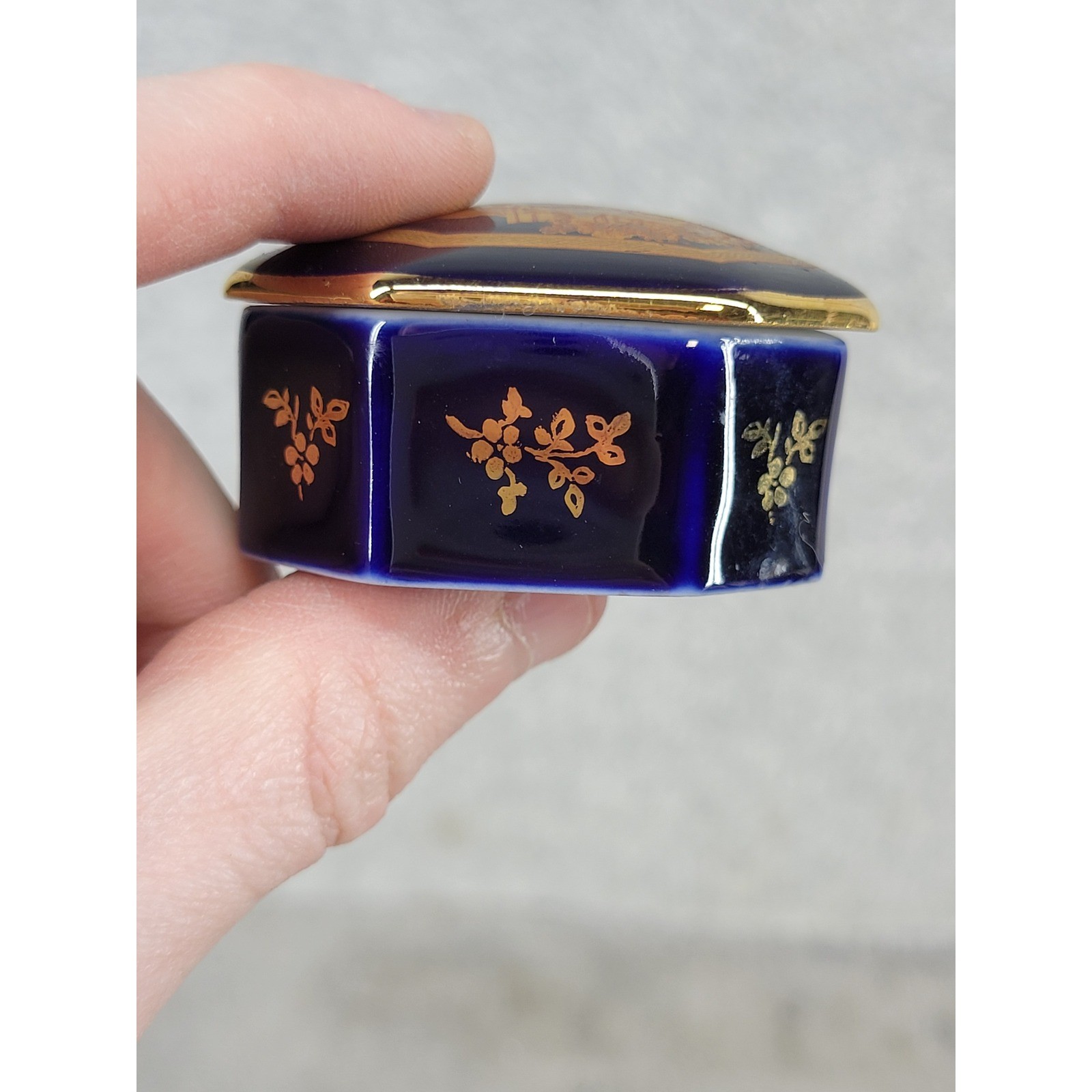 Limoges Castel France Cobalt Blue 22k Gold Courting Couple Octagon Trinket Box