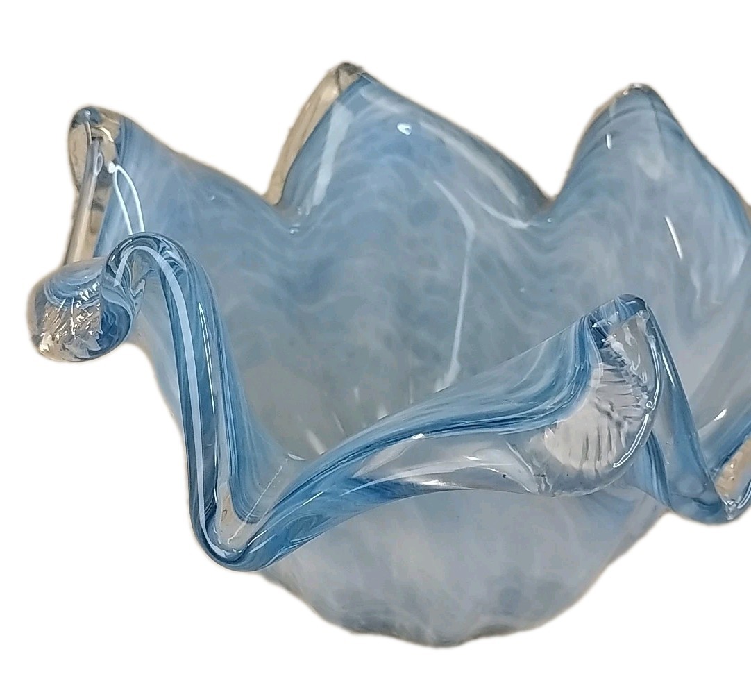 Hand Blown Art Glass Ruffled Vase Blue White Swirl Freeform Centerpiece 5lb 2oz