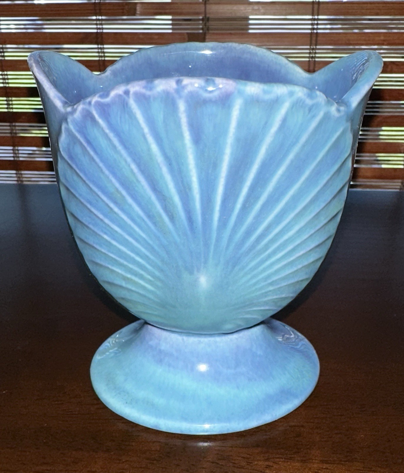 Vintage Pottery Vase Iridescent Teal Blue Shell Beaded #201 ~ 4 1/8” Tall EUC