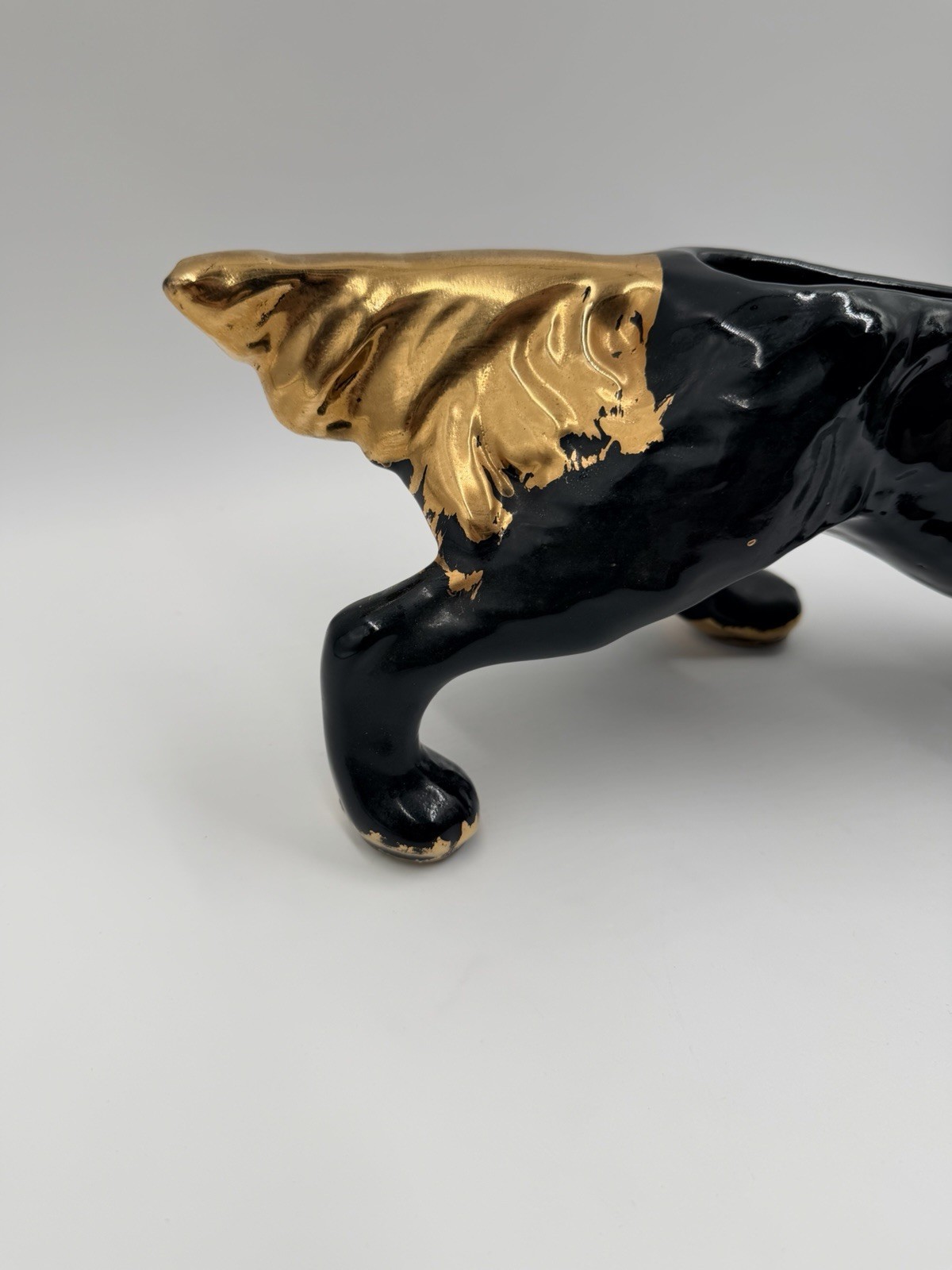 VTG MCM Hunting Dog Pointer/Irish-Setter Glossy Black Gold Trim Planter 17”
