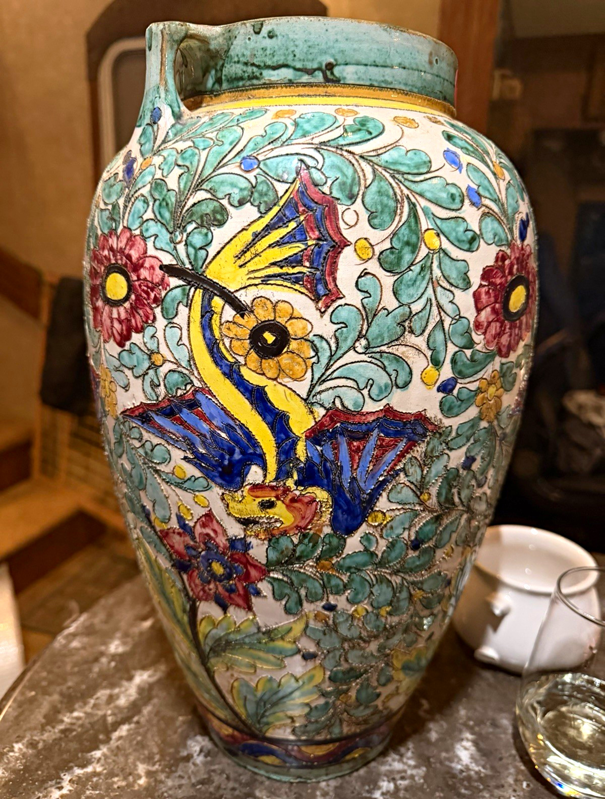 Large Majolica Sgraffito Italian Art Pottery Ceramic Vase w/ Handles