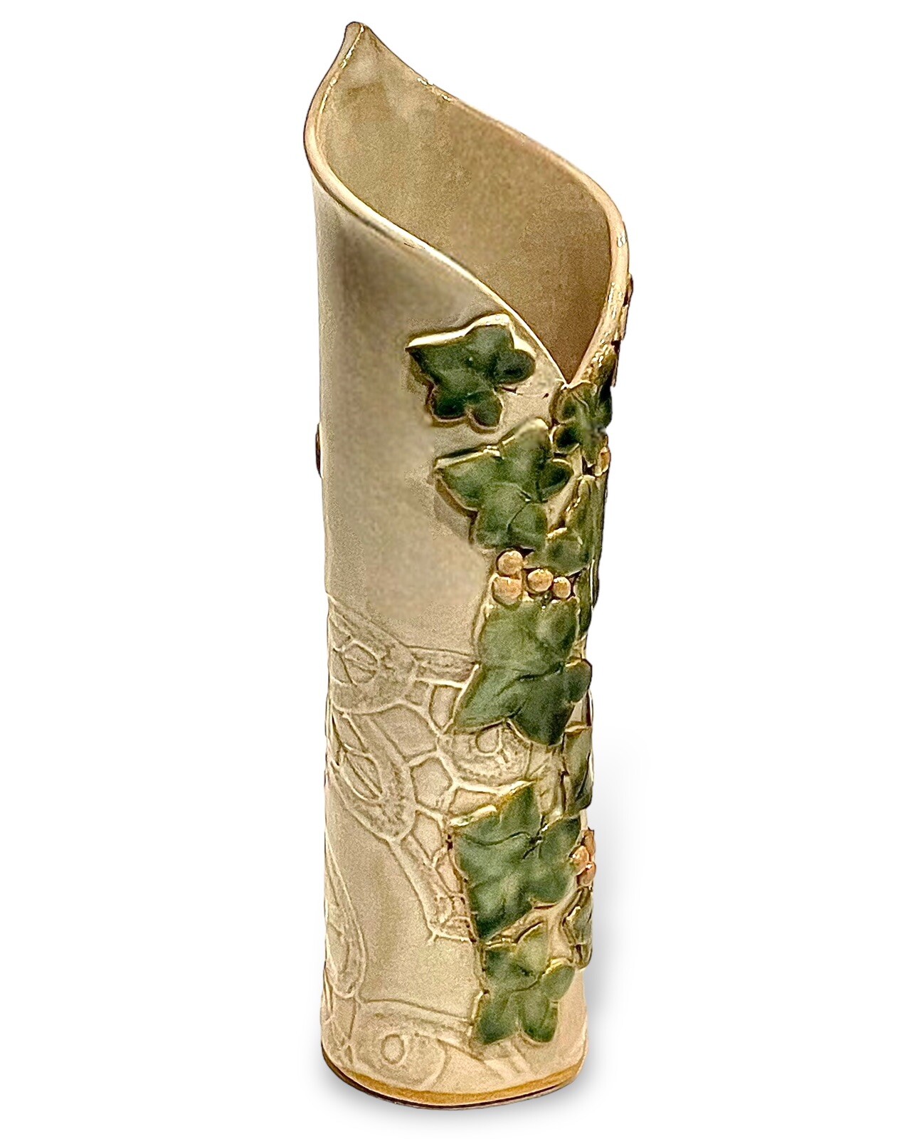 MAJOLICA ART POTTERY Vase Hand Built Layered Ivy Berries Signed OOAK ~ READ