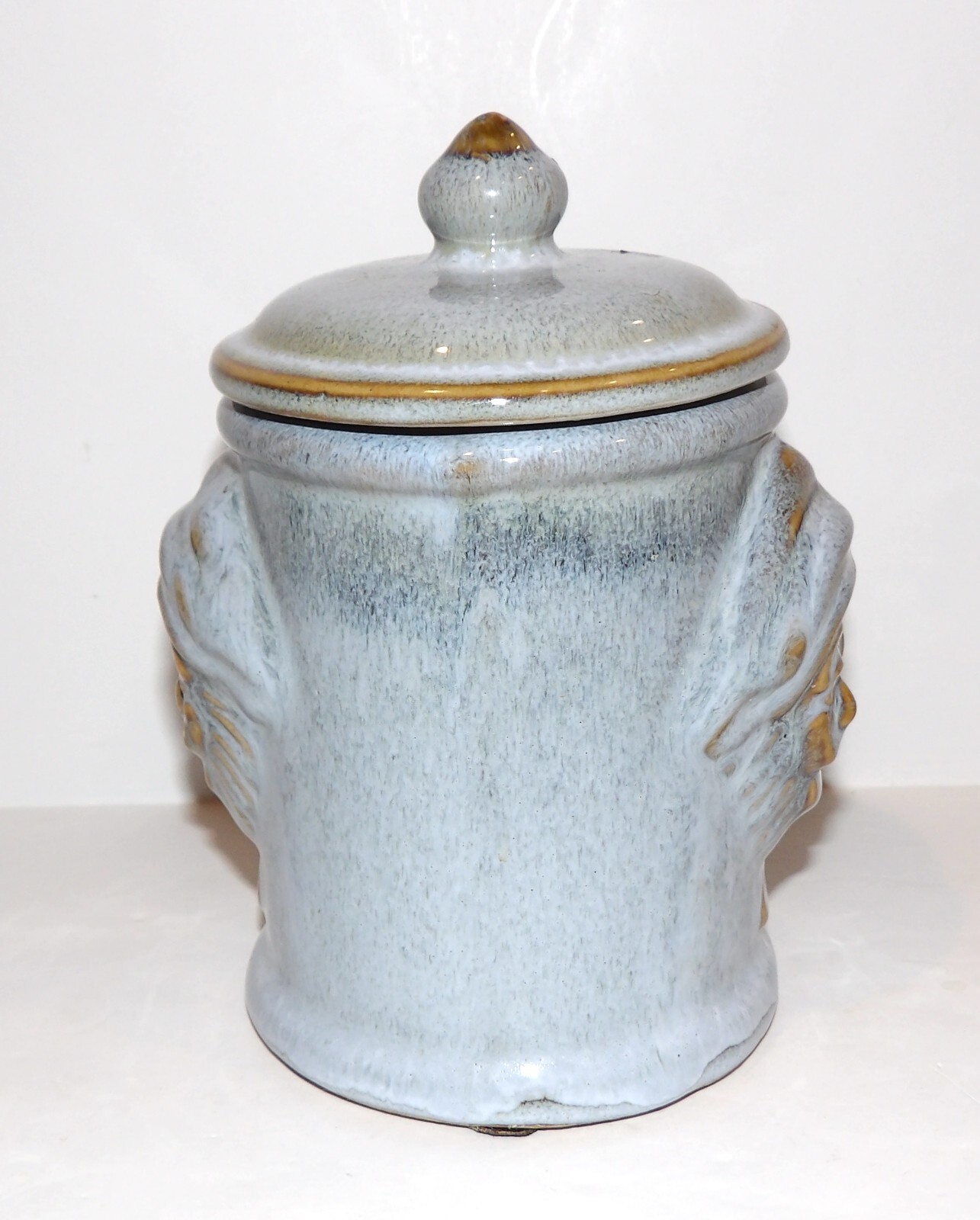 LOVELY VINTAGE RARE BOMBAY COMPANY GLAZED POTTERY TWO FACED 6 1/4″ CANISTER JAR