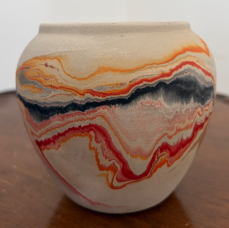 Vintage Nemadji Pottery USA Vase Swirl Marbled Earthtone Art 4.5″ Tall