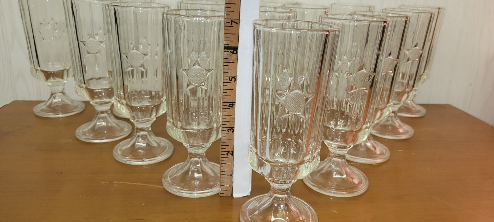 VINTAGE Bicentennial U.S.A Pilsner Ale Beer Pedestal Glasses Star 1776-1976 