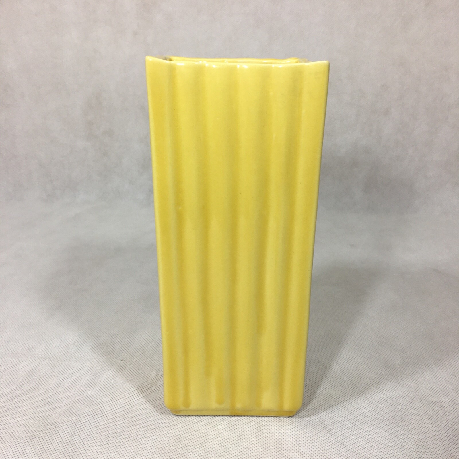 Vintage Art Deco Ceramic 9″ Vase Ribbed USA 0 23