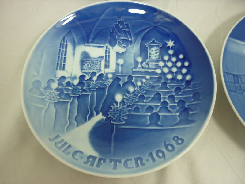B & G Bing & Grondahl Blue Christmas Jule Aften Plate Lot of 4 1966-69 22J070