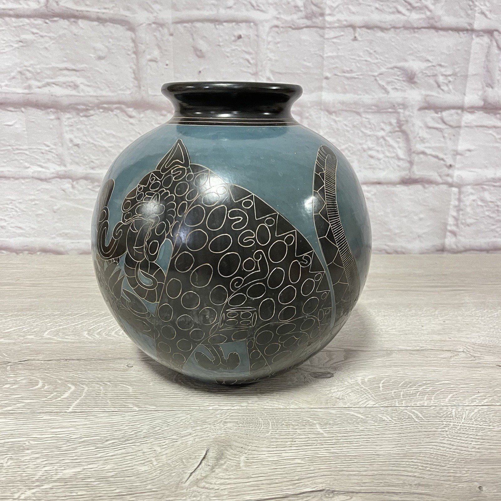 Jaguar Leopard Etched Round Studiuo Pottery Vase Blue