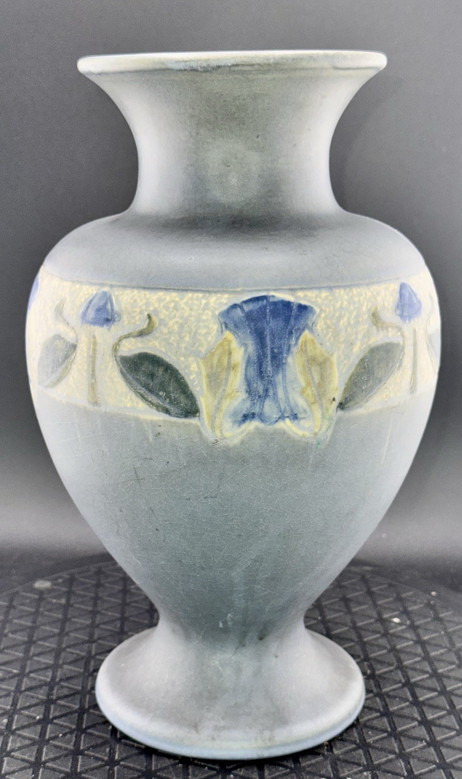 Roseville Pottery Victorian Art Vase, Shape 262-10, Blue-Gray, Chip On Ped Edge