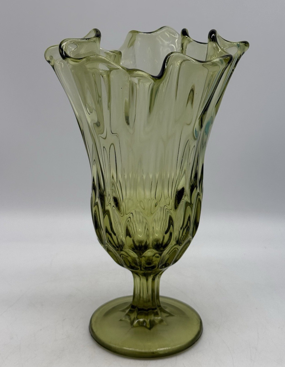 Fenton Art Glass Avocado Colonial Green Thumbprint Handkerchief 8″ Vase Ruffled