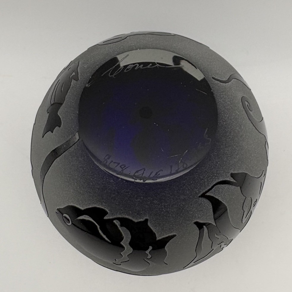 Steven Correia Art Glass Paperweight Ocean Fish Cameo Cobalt Blue Signed 3”