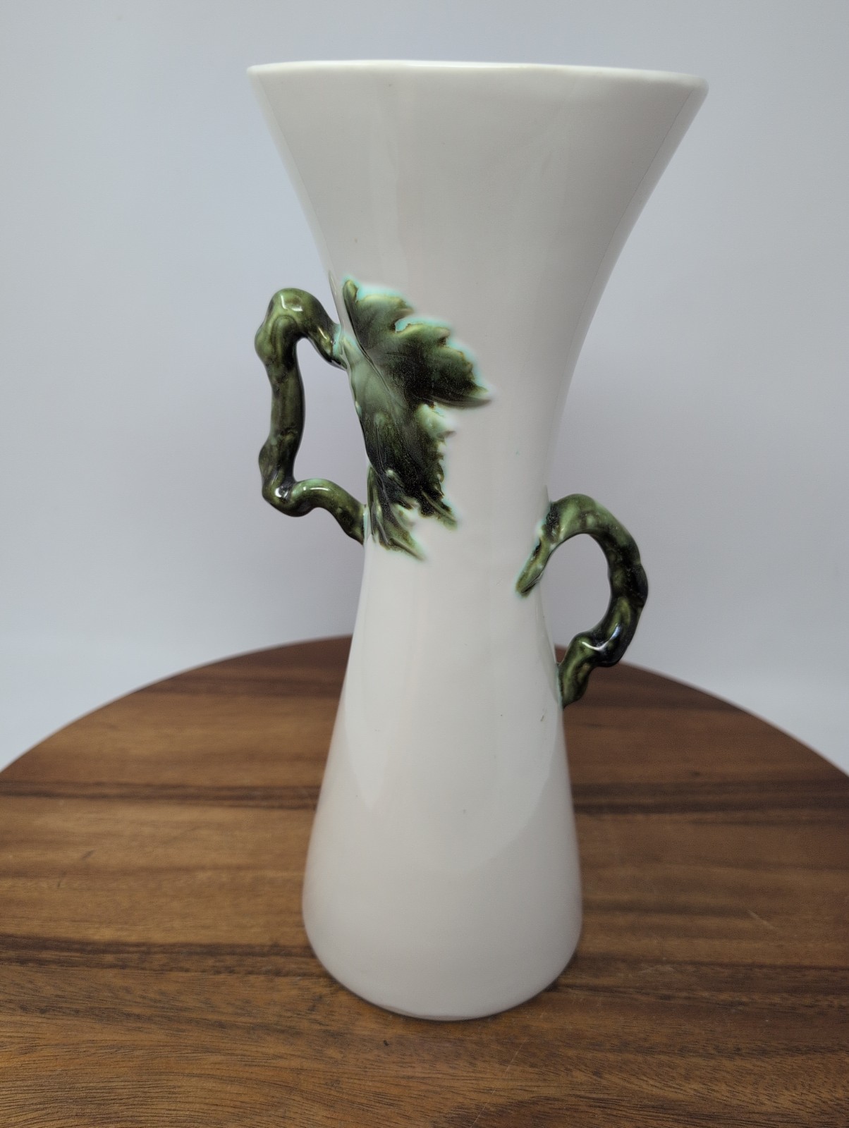 Hull Tokay #12 USA Tall Art Pottery Vase-Tuscany-Green Grapes 12″ Tall 4.5″ W