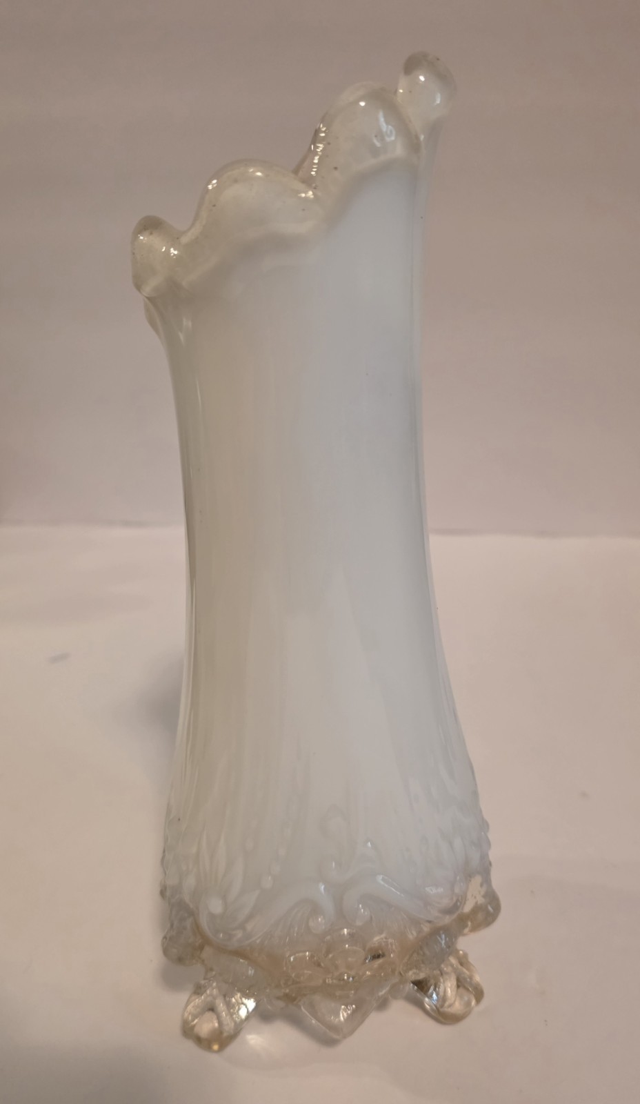 Piasa Bird By Sowerby Glass Co, 1988 – 1905, White Opalescent