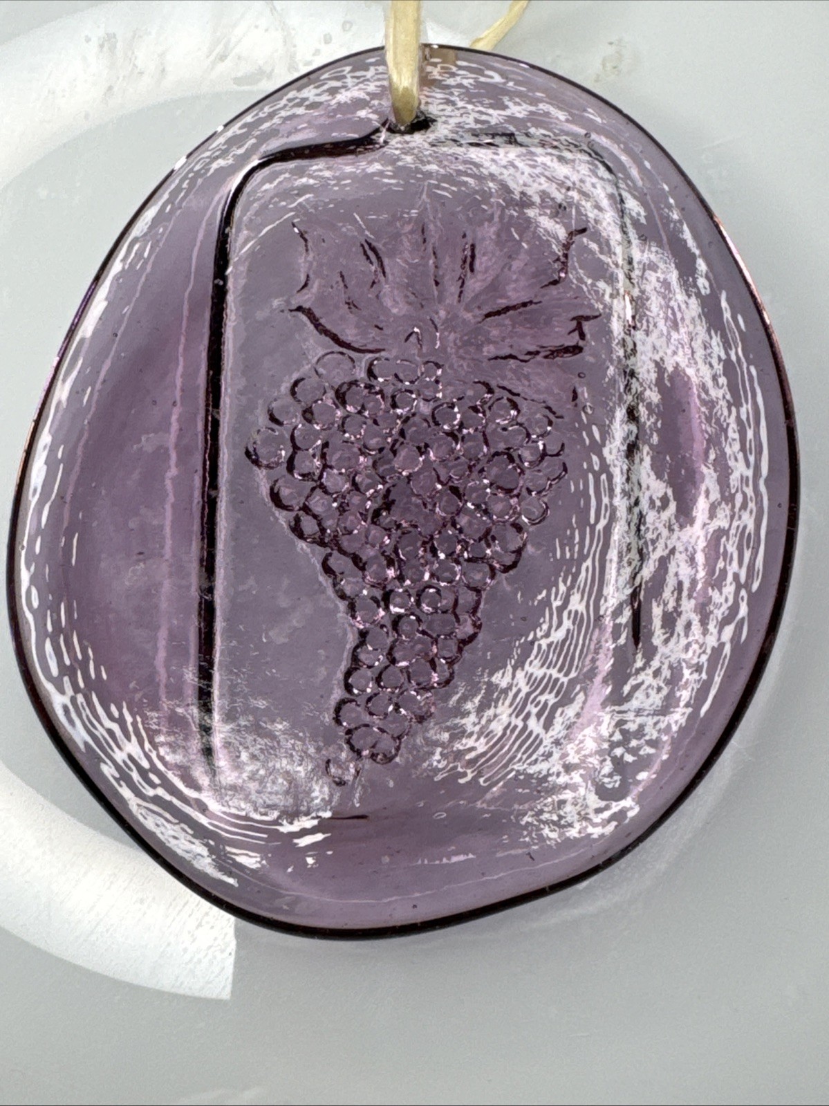 Muesum Of Fine Arts Boston, Purple Pressed Glass Grapes Sun Catcher 4.5”