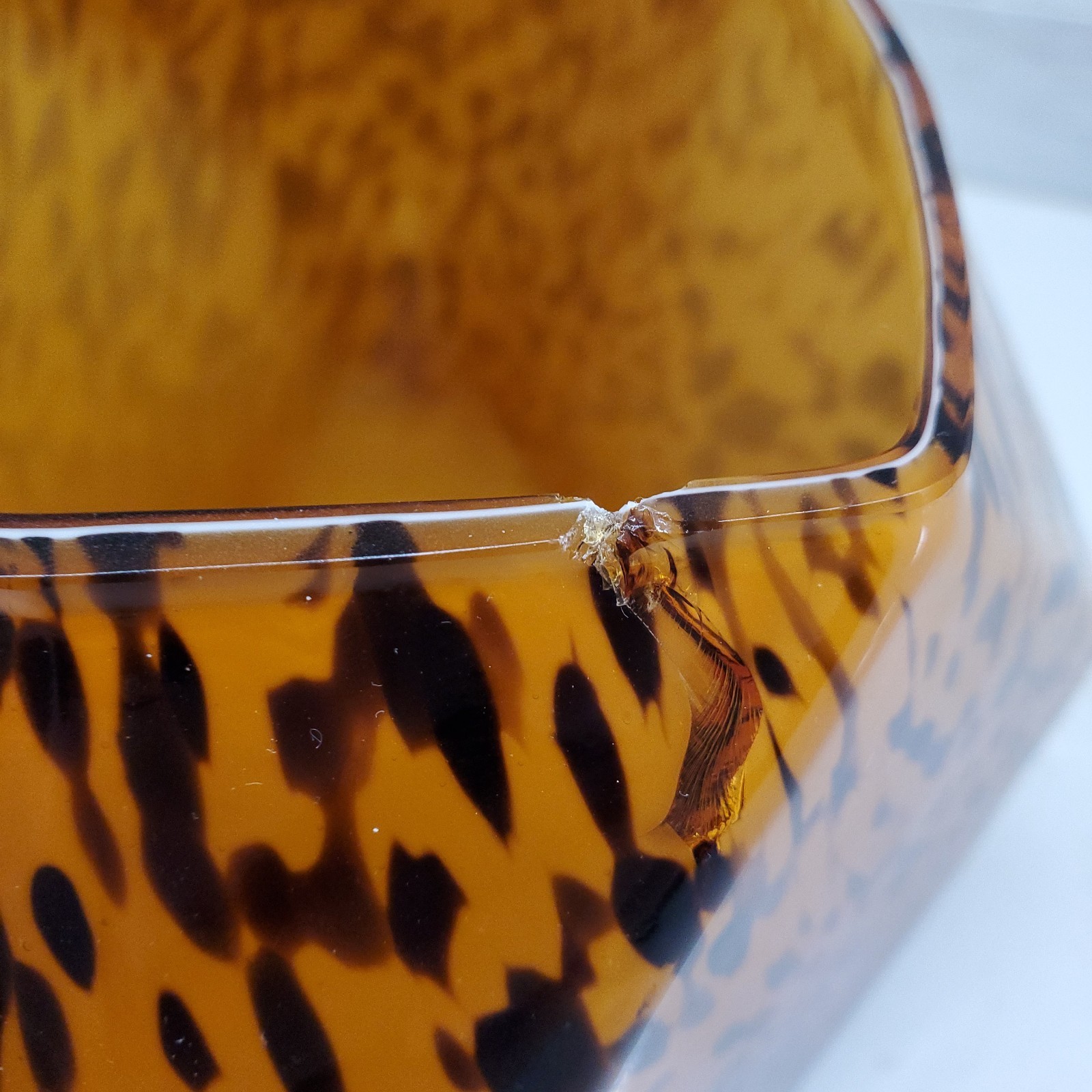 Vintage Leopard Speckled Polyhedral Glass Vase Mouthblown Handmade FLAW 5″x5″