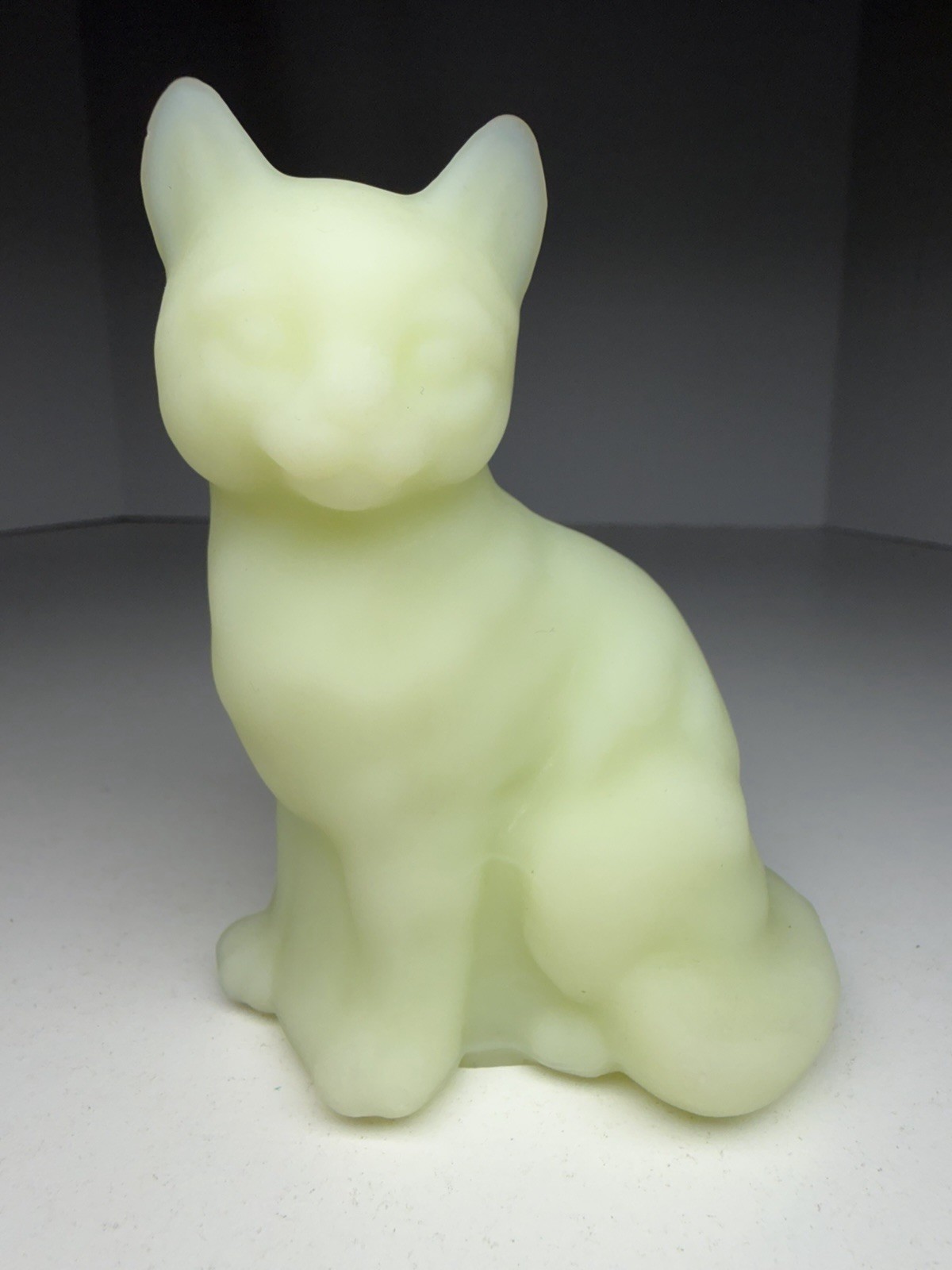 Vintage Fenton Custard/ Lime Green Uranium Glass Painted Sitting Cat