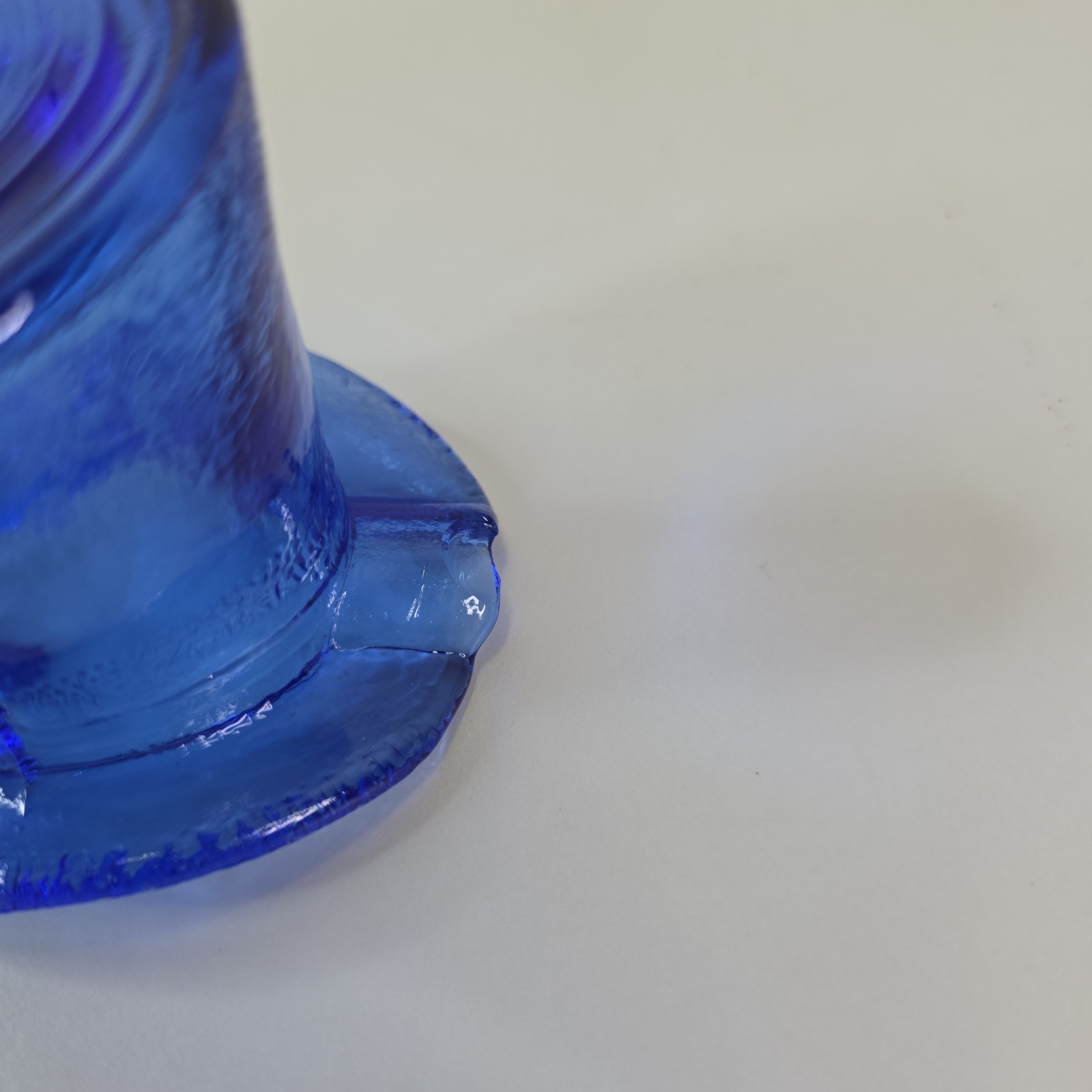 Cobalt Blue Glass Top Hat Ashtray Pipe Rest Vintage 2.5in tall Vintage